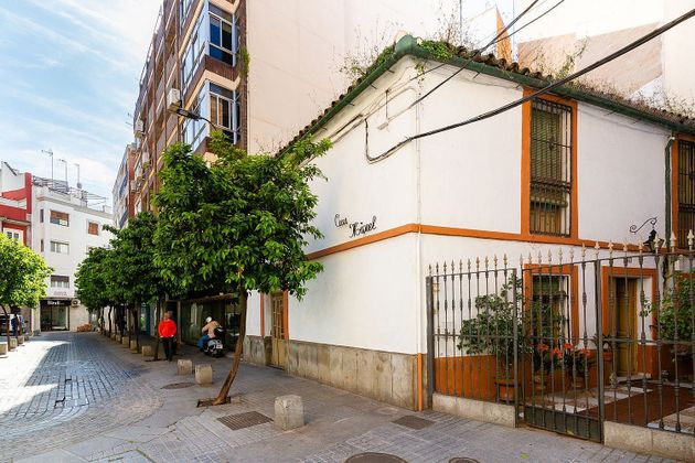 Foto 2 de Xalet en venda a plaza Chirinos de 7 habitacions amb terrassa