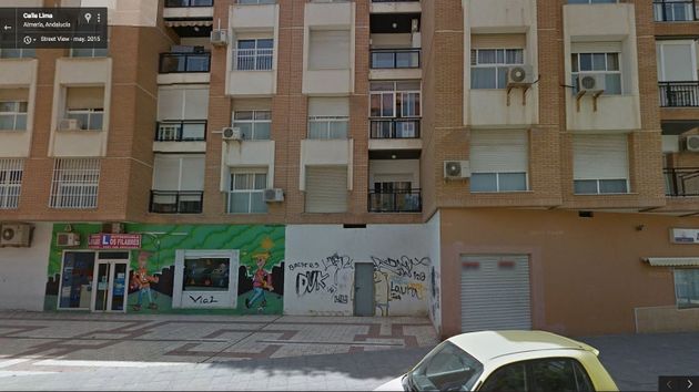 Foto 2 de Local en venda a calle Lima de 95 m²
