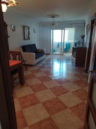Foto 2 de Pis en lloguer a San José - Varela de 3 habitacions amb terrassa i mobles