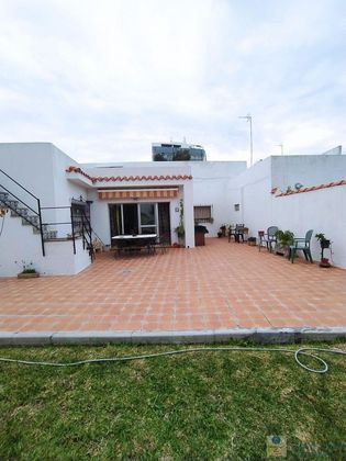 Foto 1 de Casa en venda a El Cristo - Cayetano Roldán de 5 habitacions amb terrassa i jardí