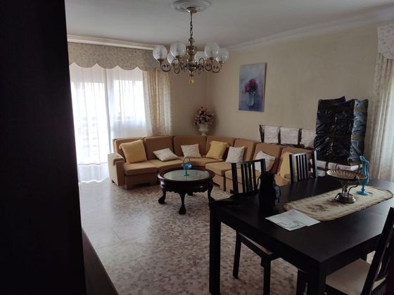 Foto 1 de Pis en venda a Centro - Jerez de la Frontera de 3 habitacions amb terrassa i ascensor