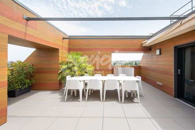 Foto 1 de Àtic en venda a Zona Estación de 5 habitacions amb terrassa i piscina