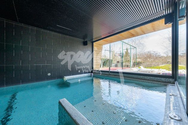 Foto 1 de Xalet en lloguer a La Finca de 7 habitacions amb terrassa i piscina