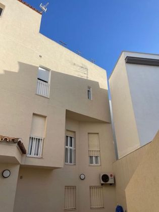 Foto 2 de Pis en venda a Tarifa de 3 habitacions amb balcó i calefacció