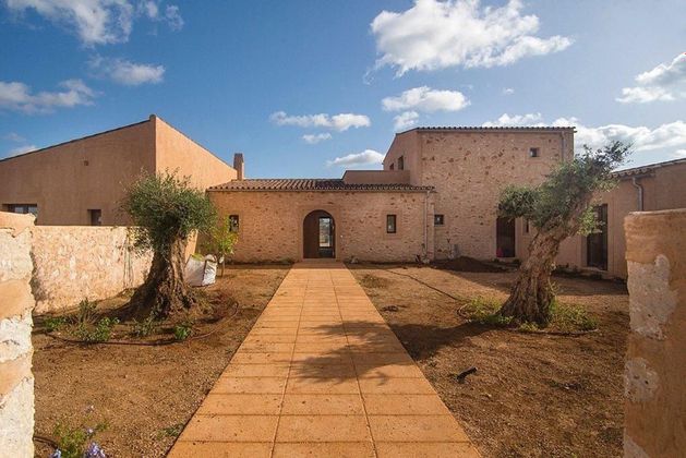 Foto 2 de Casa rural en venda a Vilafranca de Bonany de 5 habitacions amb terrassa i balcó