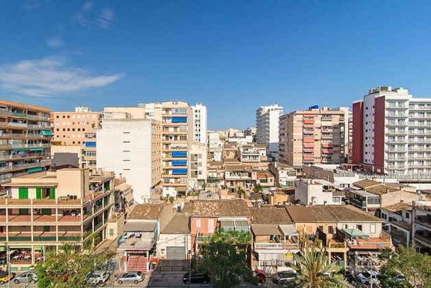 Foto 1 de Piso en venta en S'Arenal-Son Verí de 4 habitaciones con terraza y aire acondicionado