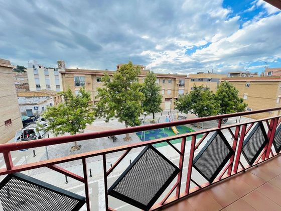 Foto 1 de Piso en venta en Sant Llatzer de 3 habitaciones con terraza y balcón