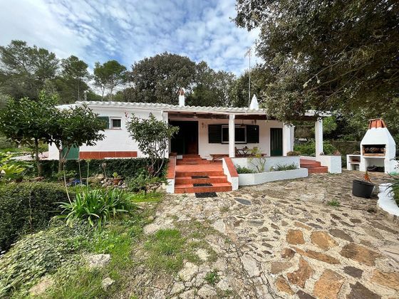 Foto 2 de Casa rural en venda a Mercadal (Es) de 3 habitacions amb terrassa i piscina
