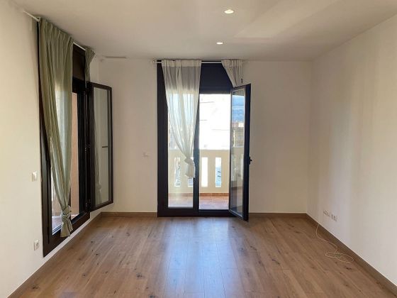 Foto 1 de Piso en alquiler en Centre - Tortosa de 3 habitaciones con terraza y balcón