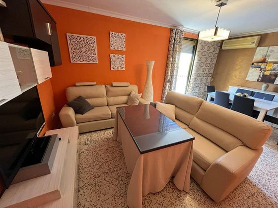 Foto 1 de Pis en lloguer a Coria del Río de 3 habitacions amb mobles i balcó