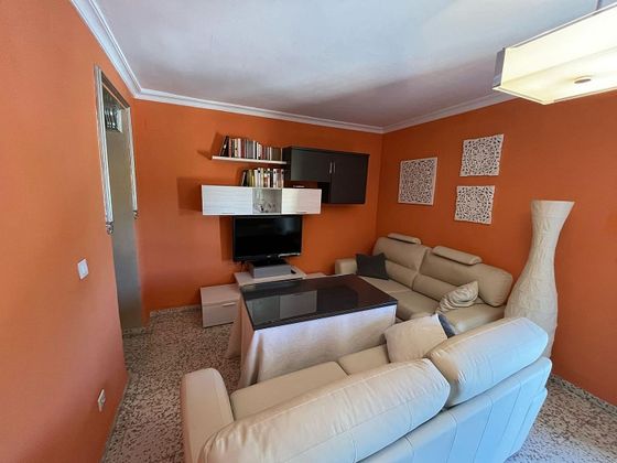 Foto 2 de Pis en lloguer a Coria del Río de 3 habitacions amb mobles i balcó
