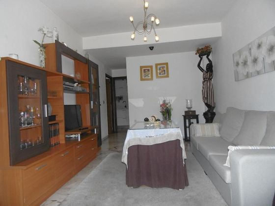 Foto 1 de Pis en lloguer a Algaba (La) de 2 habitacions amb mobles i aire acondicionat