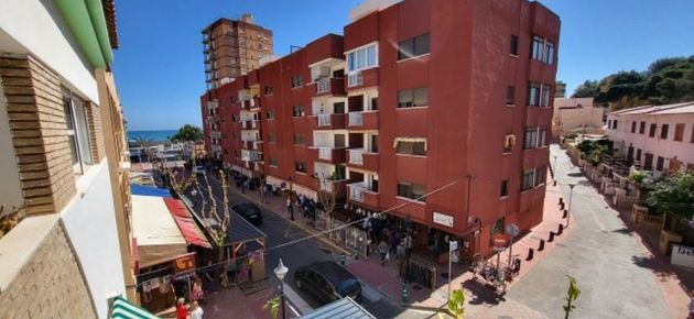 Foto 2 de Piso en venta en calle De Terol de 2 habitaciones con terraza y garaje
