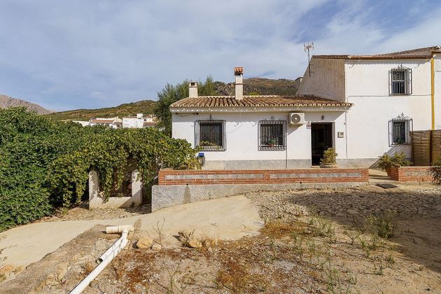 Foto 1 de Casa rural en venda a calle Fina de 5 habitacions amb terrassa i piscina