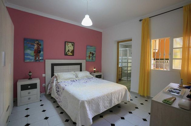 Foto 1 de Casa en venda a calle Aranda de 5 habitacions amb terrassa i garatge
