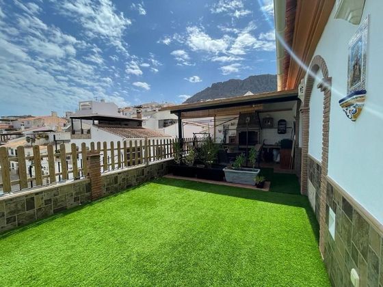 Foto 2 de Àtic en venda a Álora de 3 habitacions amb terrassa i piscina