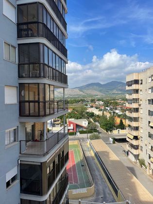 Foto 2 de Pis en venda a avenida Ferrandis Salvador de 3 habitacions amb terrassa i piscina