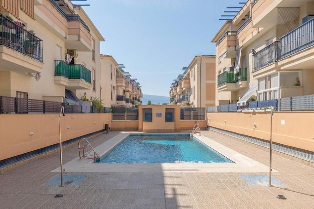 Foto 2 de Àtic en lloguer a calle Francisco de Orellana de 2 habitacions amb terrassa i piscina