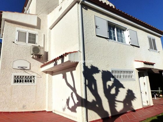Foto 1 de Casa en venda a Montornés - Las Palmas - El Refugio de 4 habitacions amb terrassa i garatge