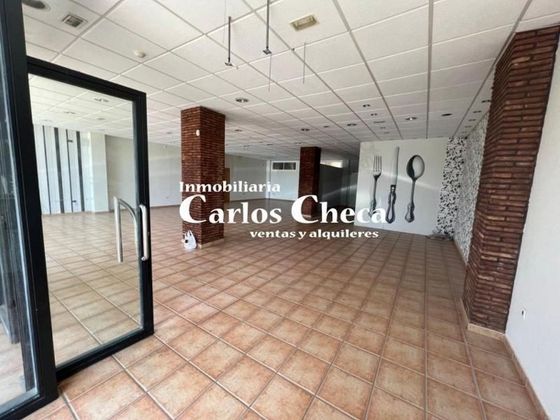 Foto 1 de Local en alquiler en Centro - Vélez-Málaga de 158 m²
