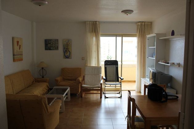 Foto 2 de Piso en venta en Playa de las Gaviotas-El Pedrucho de 3 habitaciones con terraza y garaje
