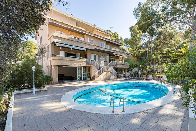 Foto 2 de Casa en venda a calle Valle de 4 habitacions amb terrassa i piscina