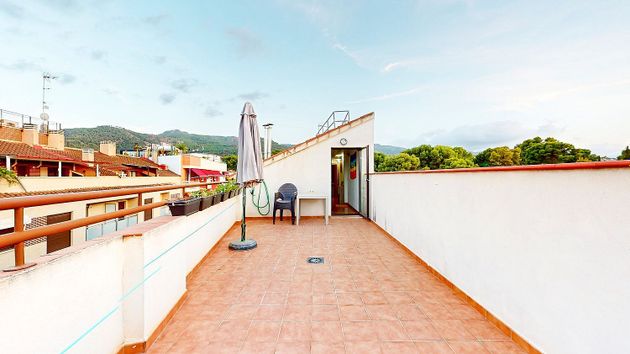 Foto 1 de Àtic en venda a calle Pinos de 3 habitacions amb terrassa i garatge