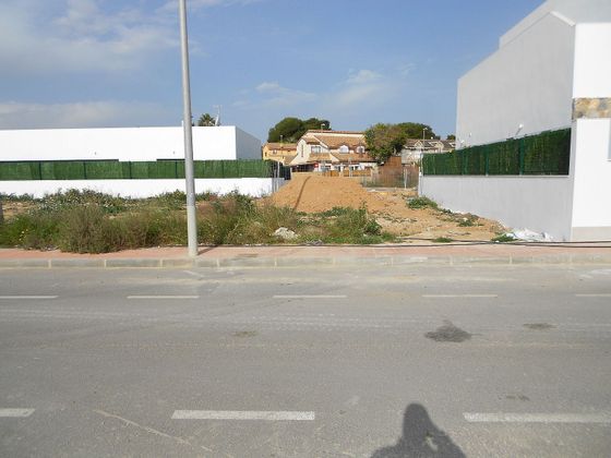 Foto 2 de Venta de terreno en Santiago de la Ribera de 285 m²