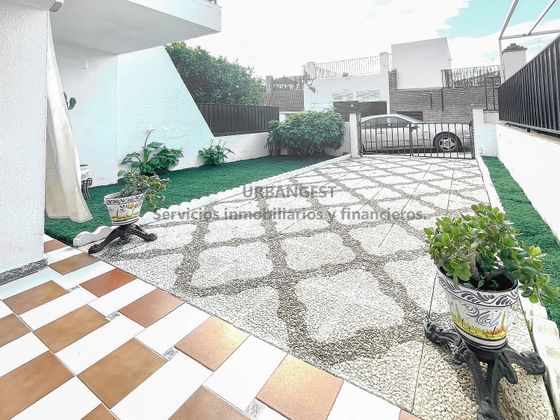 Foto 1 de Casa en venda a Las Almenas de 5 habitacions amb terrassa i piscina
