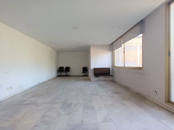 Foto 2 de Oficina en alquiler en El Higueral - La Merced con terraza