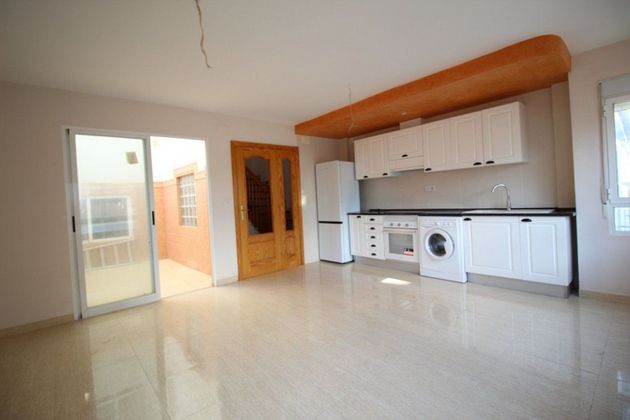 Foto 1 de Casa en venda a Almenara de 4 habitacions amb terrassa i calefacció