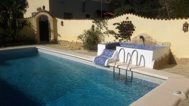 Foto 2 de Chalet en venta en Cuevas del Almanzora pueblo de 3 habitaciones con terraza y piscina