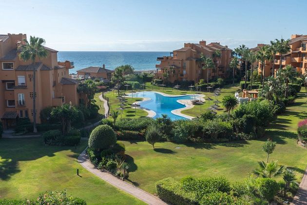 Foto 2 de Àtic en venda a El Castillo de 4 habitacions amb terrassa i piscina