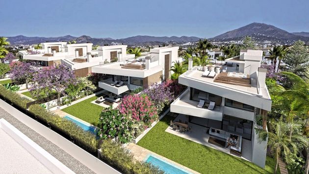 Foto 2 de Xalet en venda a Puerto Banús de 4 habitacions amb terrassa i piscina