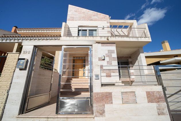 Foto 2 de Xalet en venda a Ceutí de 4 habitacions amb garatge i balcó