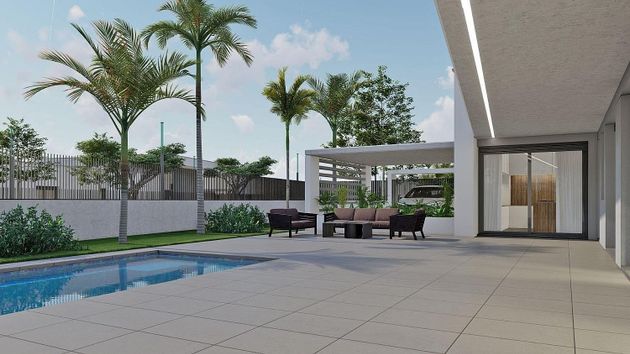 Foto 1 de Xalet en venda a calle Pintor de 3 habitacions amb terrassa i piscina