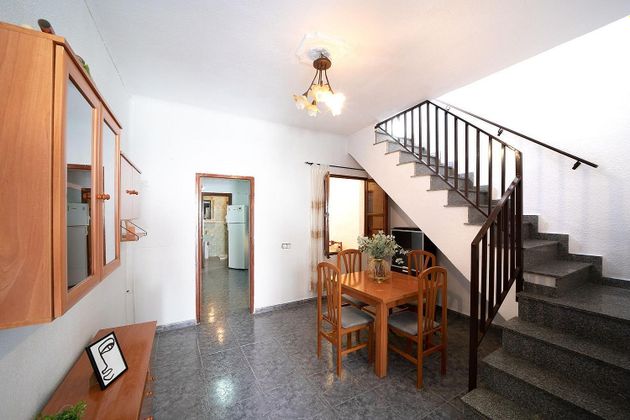Foto 1 de Casa en venta en Alcantarilla de 3 habitaciones con terraza y balcón