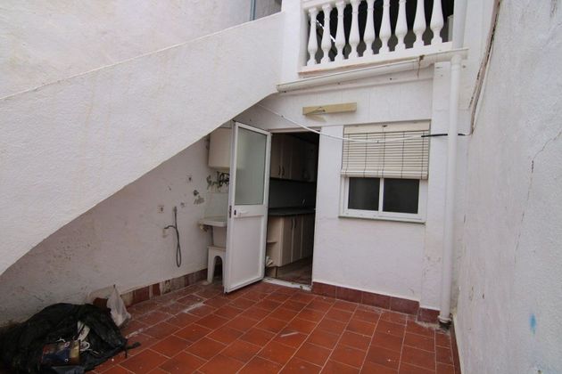 Foto 2 de Casa en venda a Coín de 4 habitacions amb terrassa i balcó