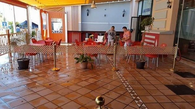 Foto 1 de Local en venda a Coín amb terrassa i aire acondicionat