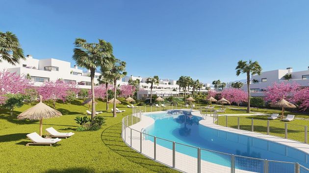 Foto 1 de Pis en venda a Las Cancelas - Valdeolletas de 3 habitacions amb terrassa i piscina