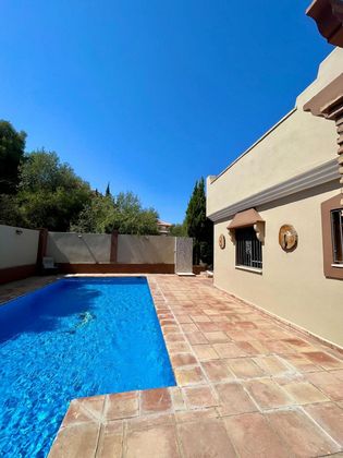 Foto 1 de Xalet en venda a El Faro de Calaburra - Chaparral de 5 habitacions amb terrassa i piscina