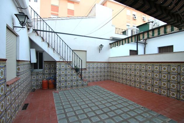 Foto 1 de Venta de piso en Coín de 4 habitaciones con terraza