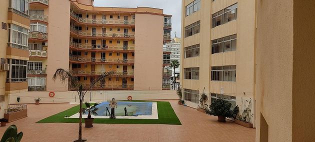 Foto 1 de Estudi en venda a Centro - Torremolinos amb terrassa i piscina
