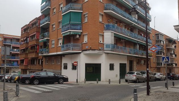 Foto 1 de Local en alquiler en calle Bilbao de 57 m²