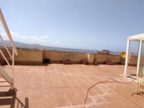 Foto 2 de Ático en venta en Zona Entremares de 5 habitaciones con terraza y piscina