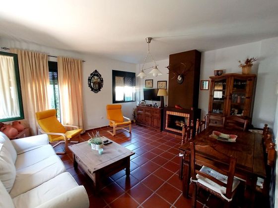 Foto 1 de Casa en venta en Real de la Jara (El) de 4 habitaciones con terraza y piscina