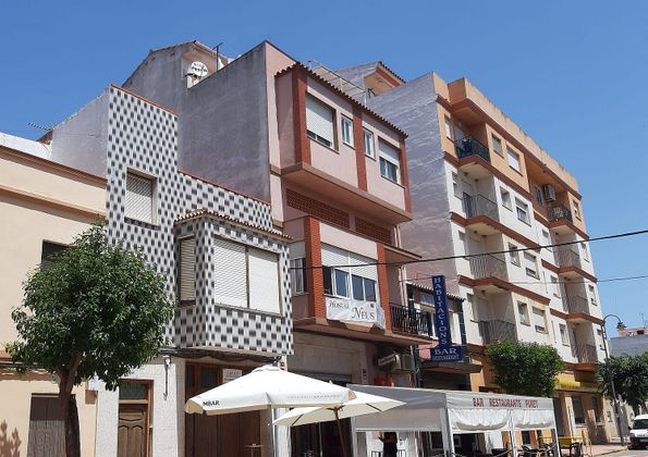 Foto 2 de Casa en venda a calle Héroes de Marruecos de 3 habitacions amb terrassa i garatge
