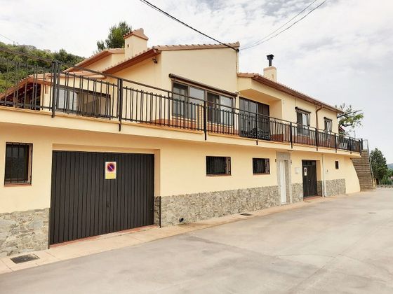 Foto 1 de Chalet en venta en calle Valencia de 5 habitaciones con terraza y garaje