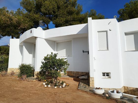 Foto 1 de Xalet en venda a Montornés - Las Palmas - El Refugio de 4 habitacions amb terrassa i jardí