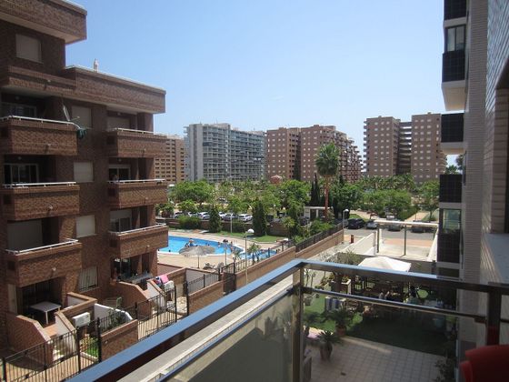 Foto 1 de Pis en venda a avenida Central de 1 habitació amb terrassa i piscina